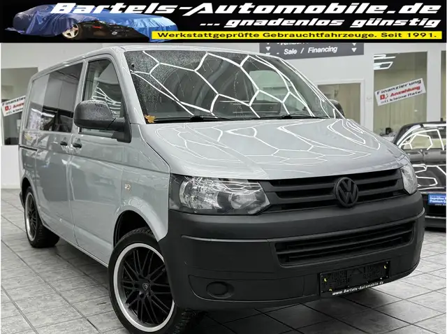 Volkswagen T5 Transporter 2.0 TDI Camper-Umbau, Navi, AHK