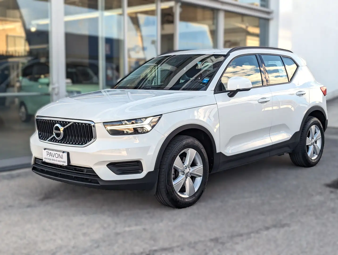 Volvo XC40 XC40 2.0 D3 Business Geartronic MY20 Bianco - 2
