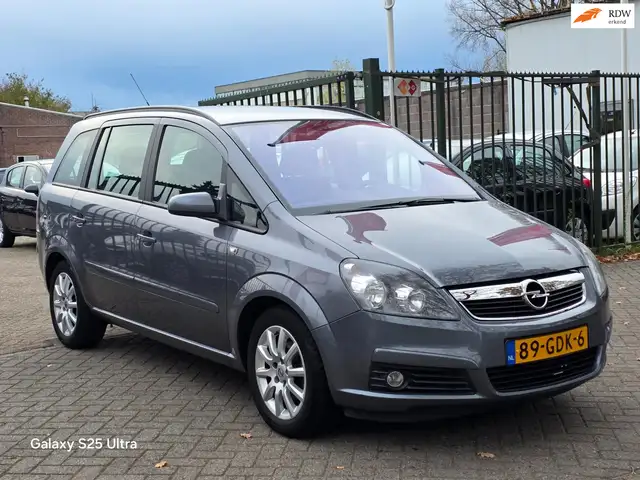 Opel Zafira 1.8 Temptation 7personen 1e eigenaar dealer onderh