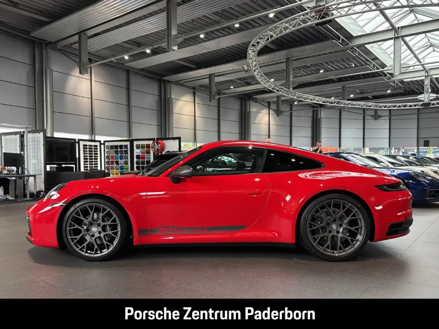 Porsche 992 911 Carrera T BOSE Sportabgas Rückfahrkamera Rouge - 2