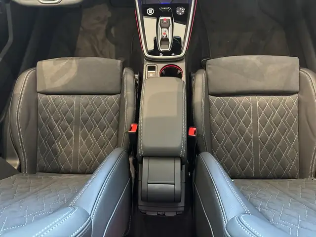 Audi A3 view 9