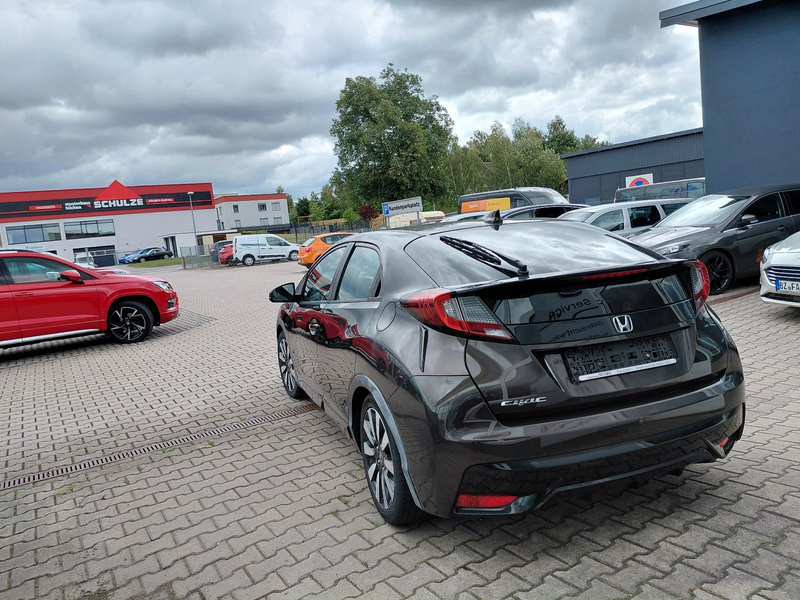 Honda Civic Lim. 5-trg. 1.6 i-DTEC Elegance — photo 3