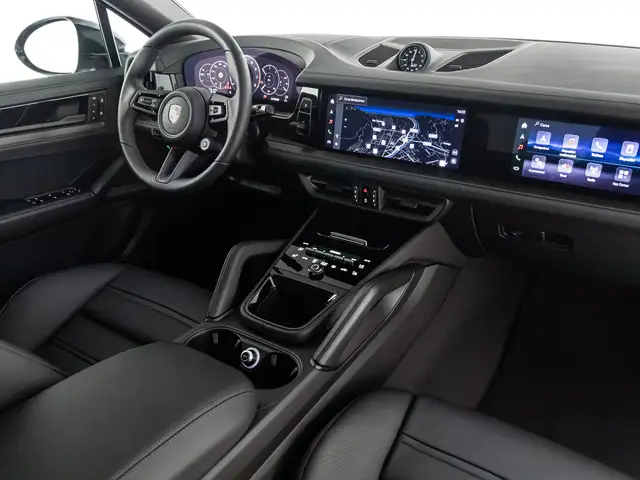 Porsche Cayenne view 11