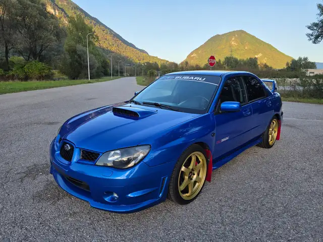 Subaru Impreza Impreza Sedan 2.5 WRX awd all. STI Hawkeye Blu 02C