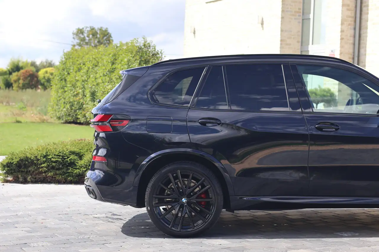 BMW X5 M60i V8 *Individual *PANO Sky lounge *M Seat Tartufo *Carbon *Cam 360, миниатюра 13