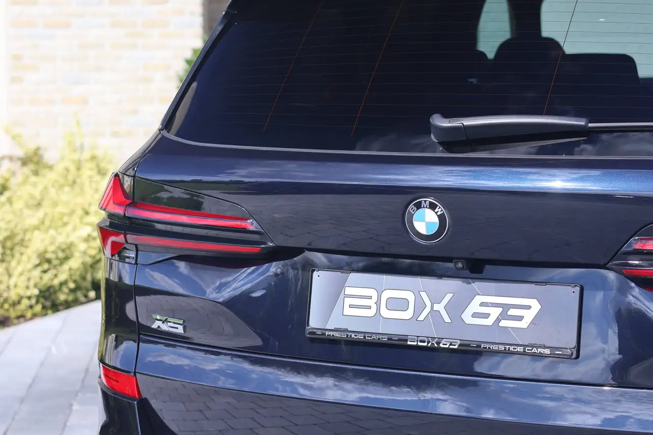 BMW X5 M60i V8 *Individual *PANO Sky lounge *M Seat Tartufo *Carbon *Cam 360, миниатюра 15