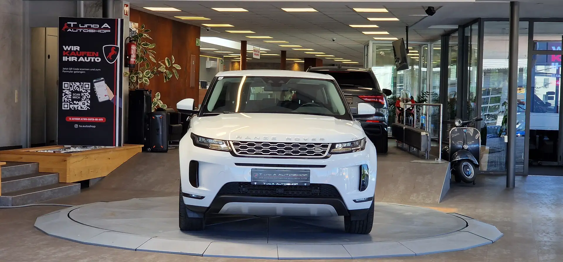 Land Rover Range Rover Evoque 2.0 D150 4x4 Aut. *Kamera*Apple*20Zoll*LED* Weiß - 2