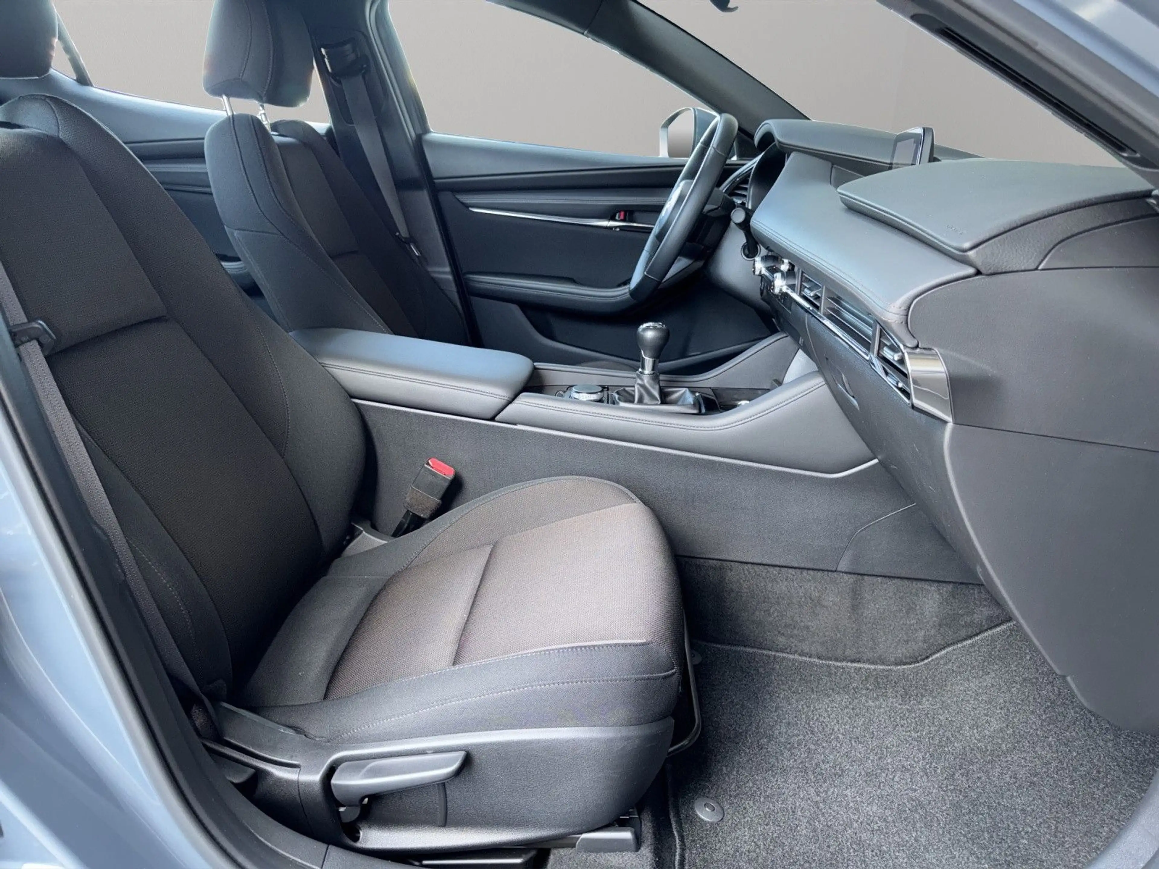 Mazda 3 Lim. 5-trg. Selection*Navi*ACC*LED* — photo 11