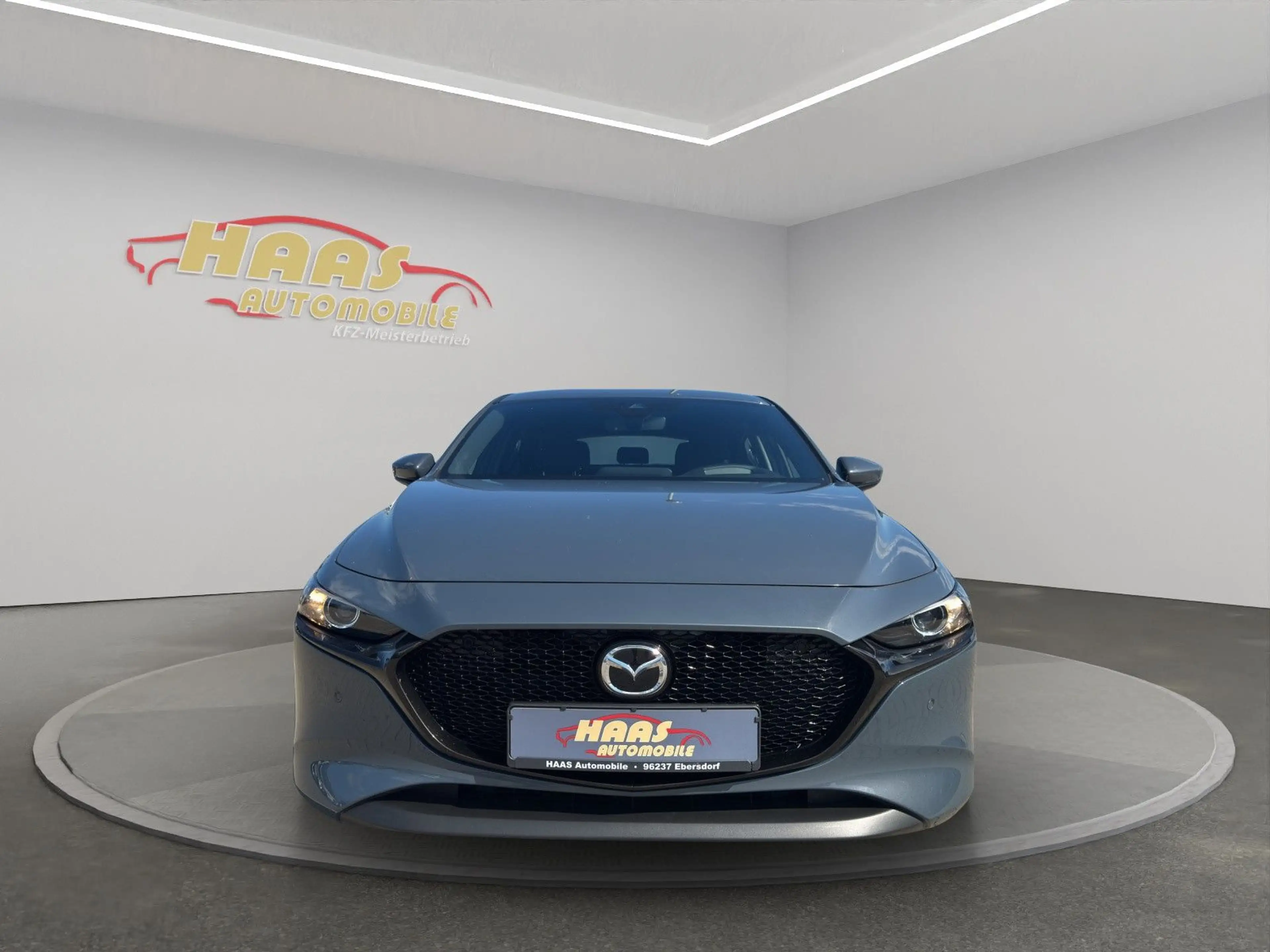 Mazda 3 Lim. 5-trg. Selection*Navi*ACC*LED* — photo 2