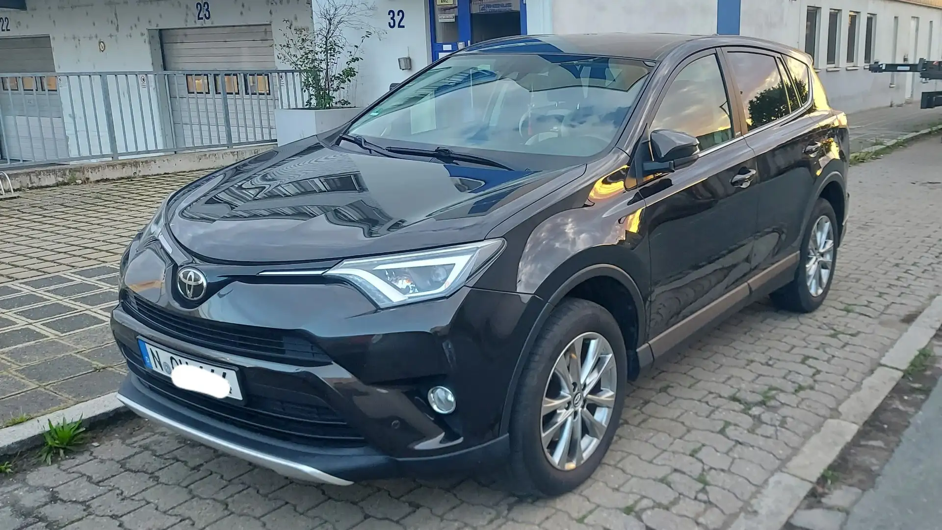 Toyota RAV 4 2.0 D-4D 4x2 Start-Stop Edition-S - 2