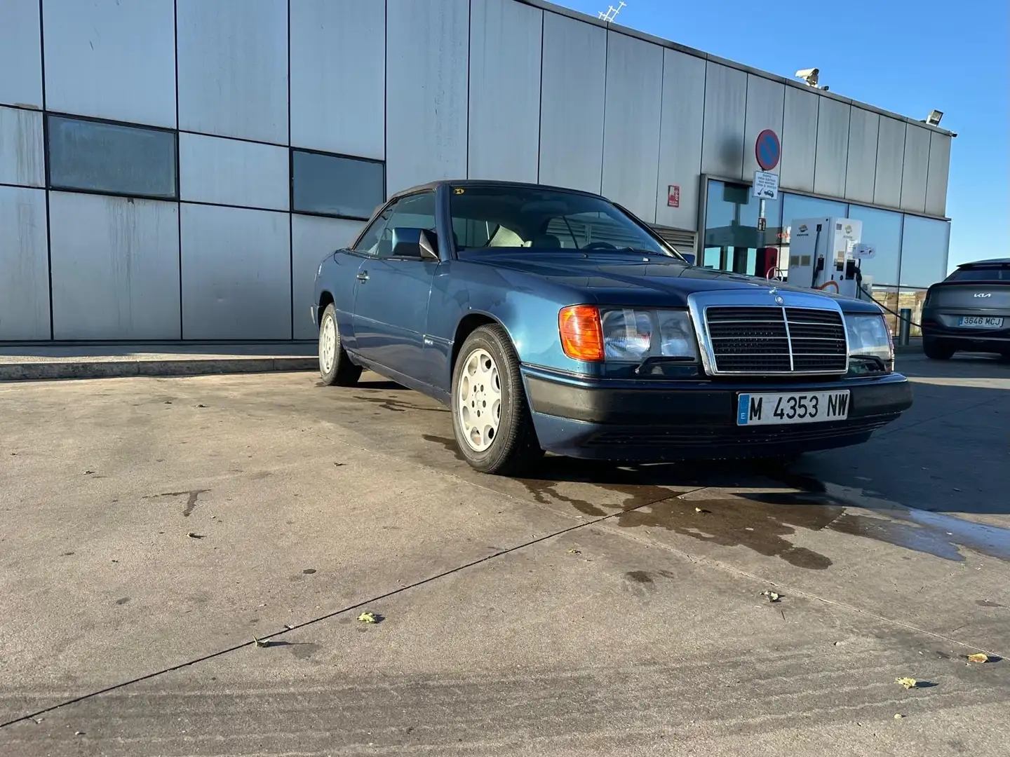 Mercedes-Benz CE 300 300CE-24 Cabriolet Blau - 2