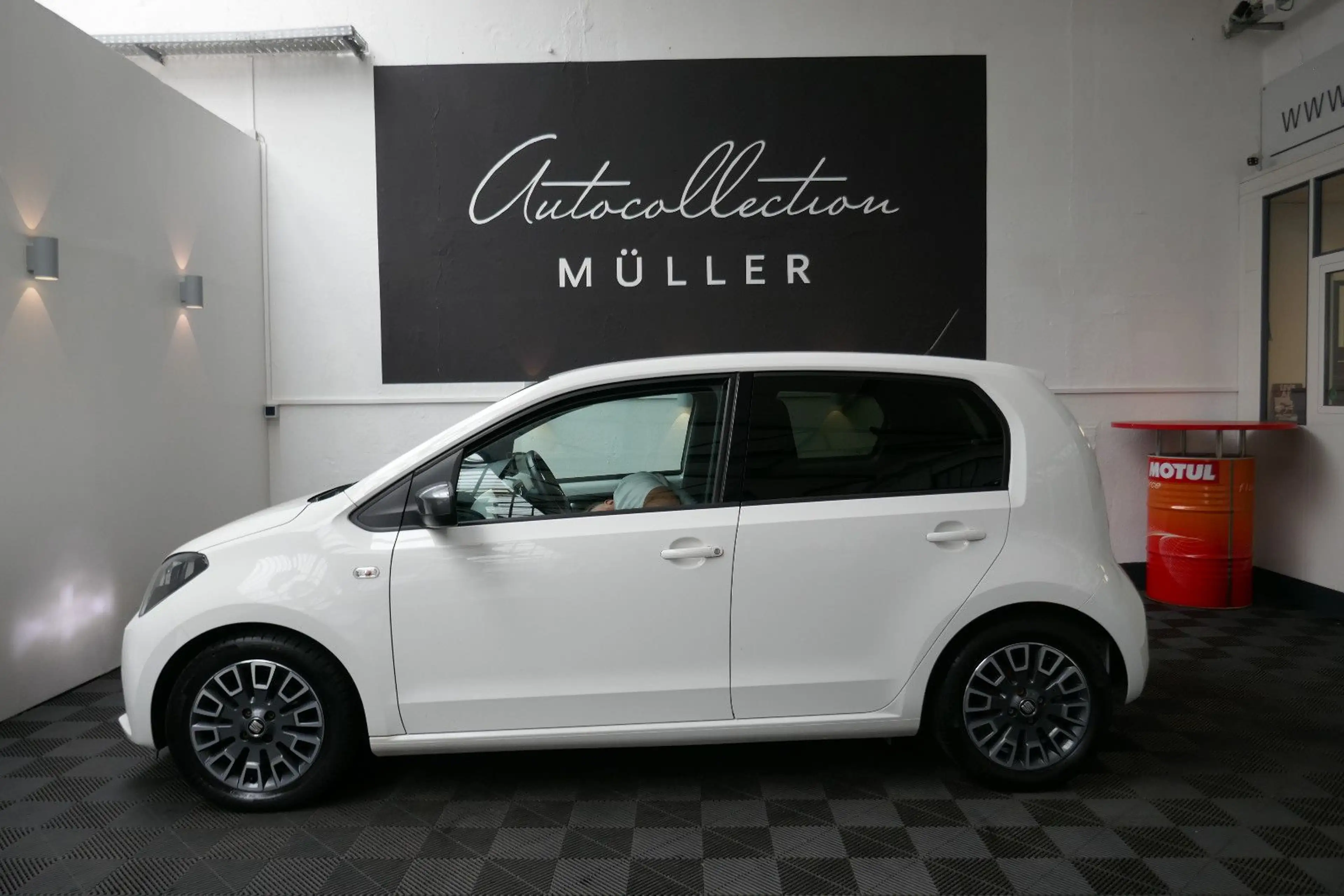 SEAT Mii Chic *Klima*EHF*5 Türer*2.Hd.*HU11/2027 — photo 8