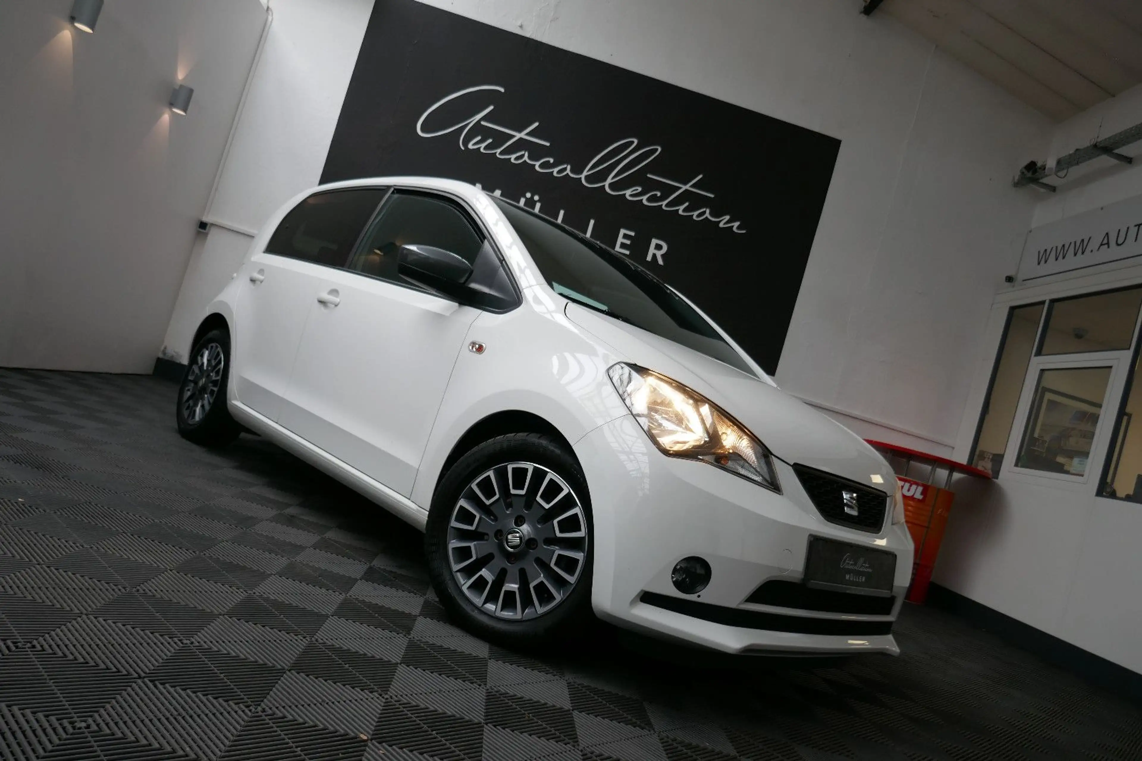 SEAT Mii Chic *Klima*EHF*5 Türer*2.Hd.*HU11/2027 — photo 5