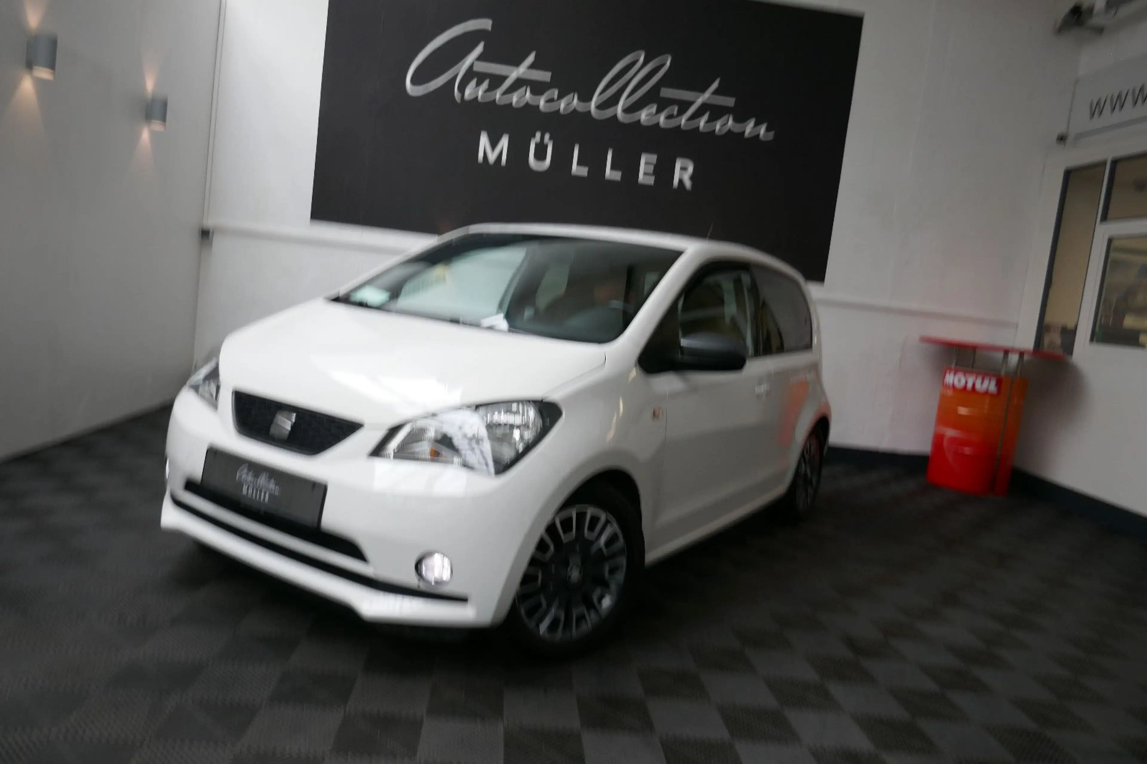 SEAT Mii Chic *Klima*EHF*5 Türer*2.Hd.*HU11/2027 — photo 6