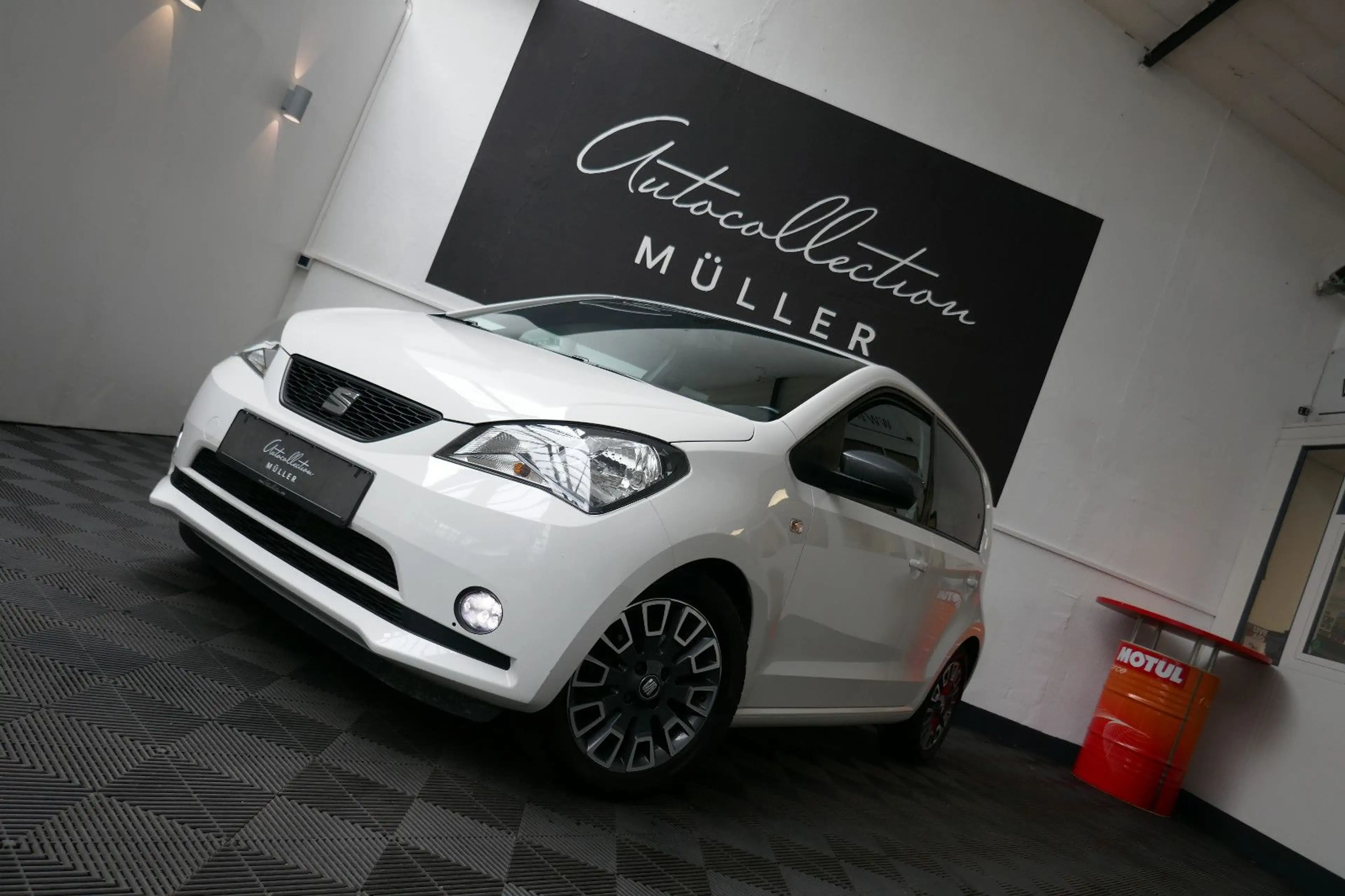 SEAT Mii Chic *Klima*EHF*5 Türer*2.Hd.*HU11/2027