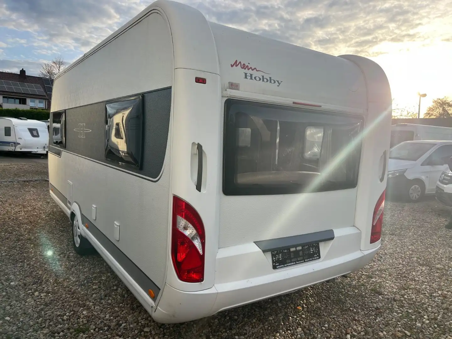 Hobby 495 UL Einzelbetten Rollrost Mover Klima Luftvor Weiß - 2