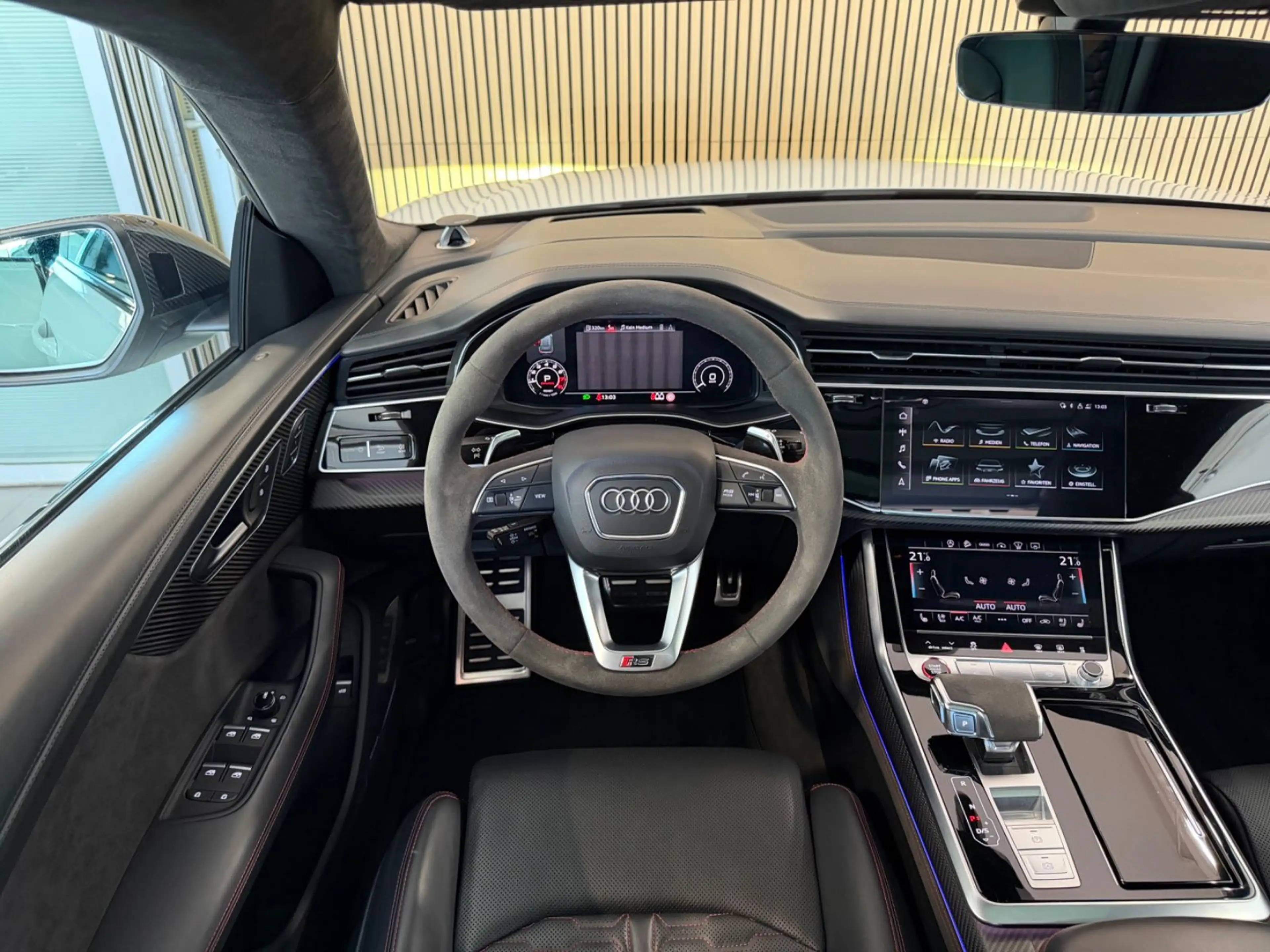 Audi RS Q8 *PANO/AHK/ACC/CARBON/STD.-HZG/B&O/360°/VOLL — photo 13