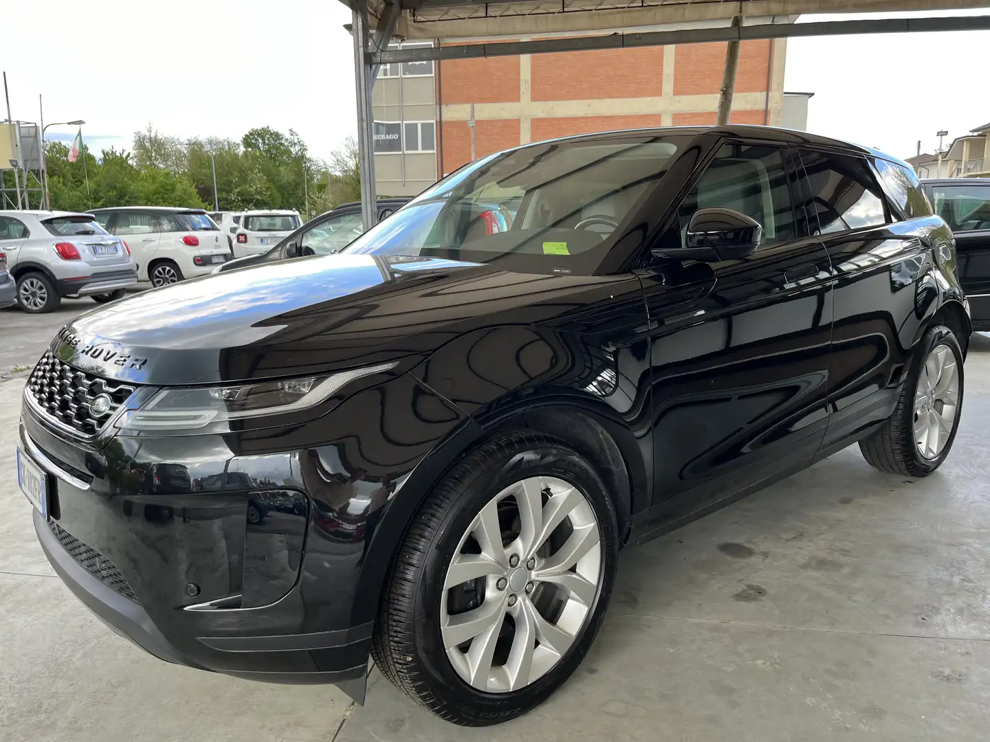 Land Rover Range Rover Evoque 2.0d i4 mhev  SE awd 163cv auto Schwarz - 1