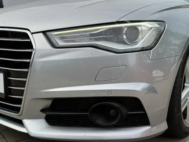 Audi A6 view 13