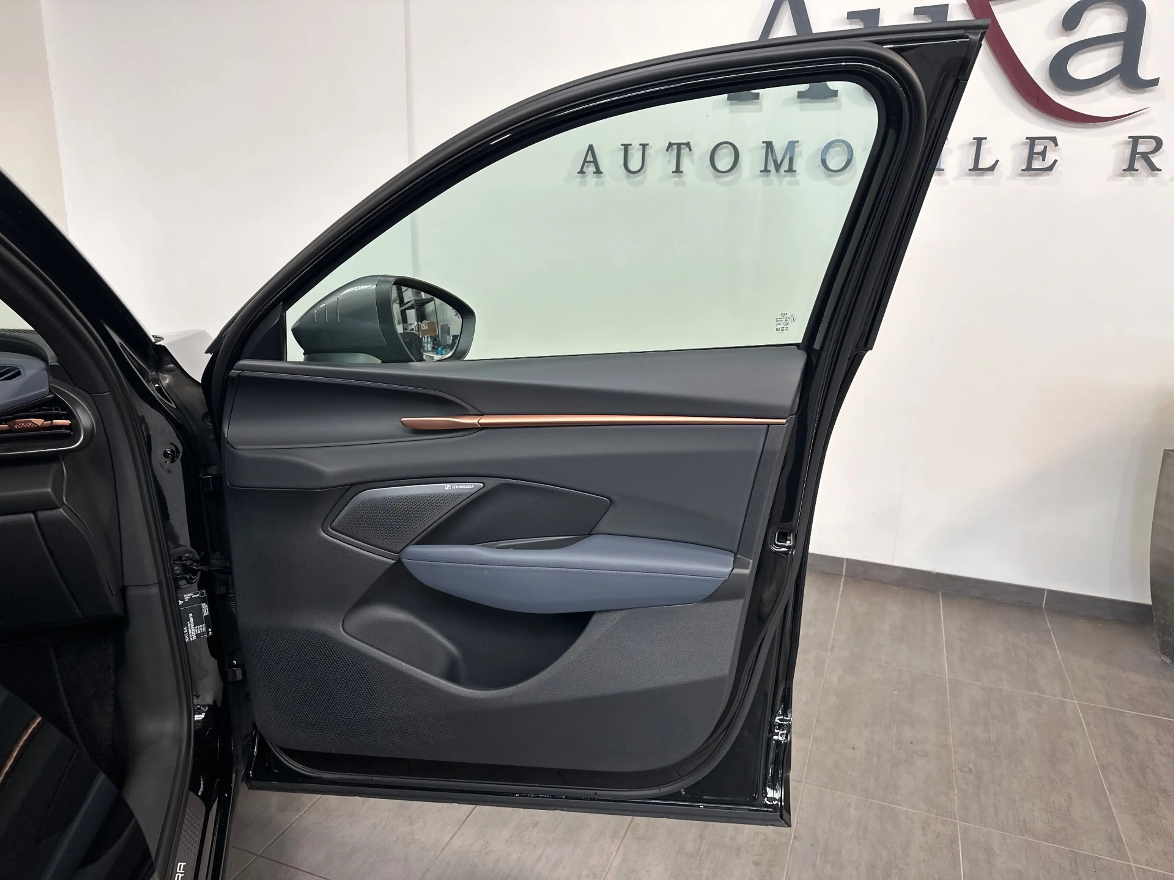 CUPRA Terramar 1.5 eTSI DSG NAV+LED+AHK+HUD+KAM+SHZ+18ZOLL+1HD — photo 7