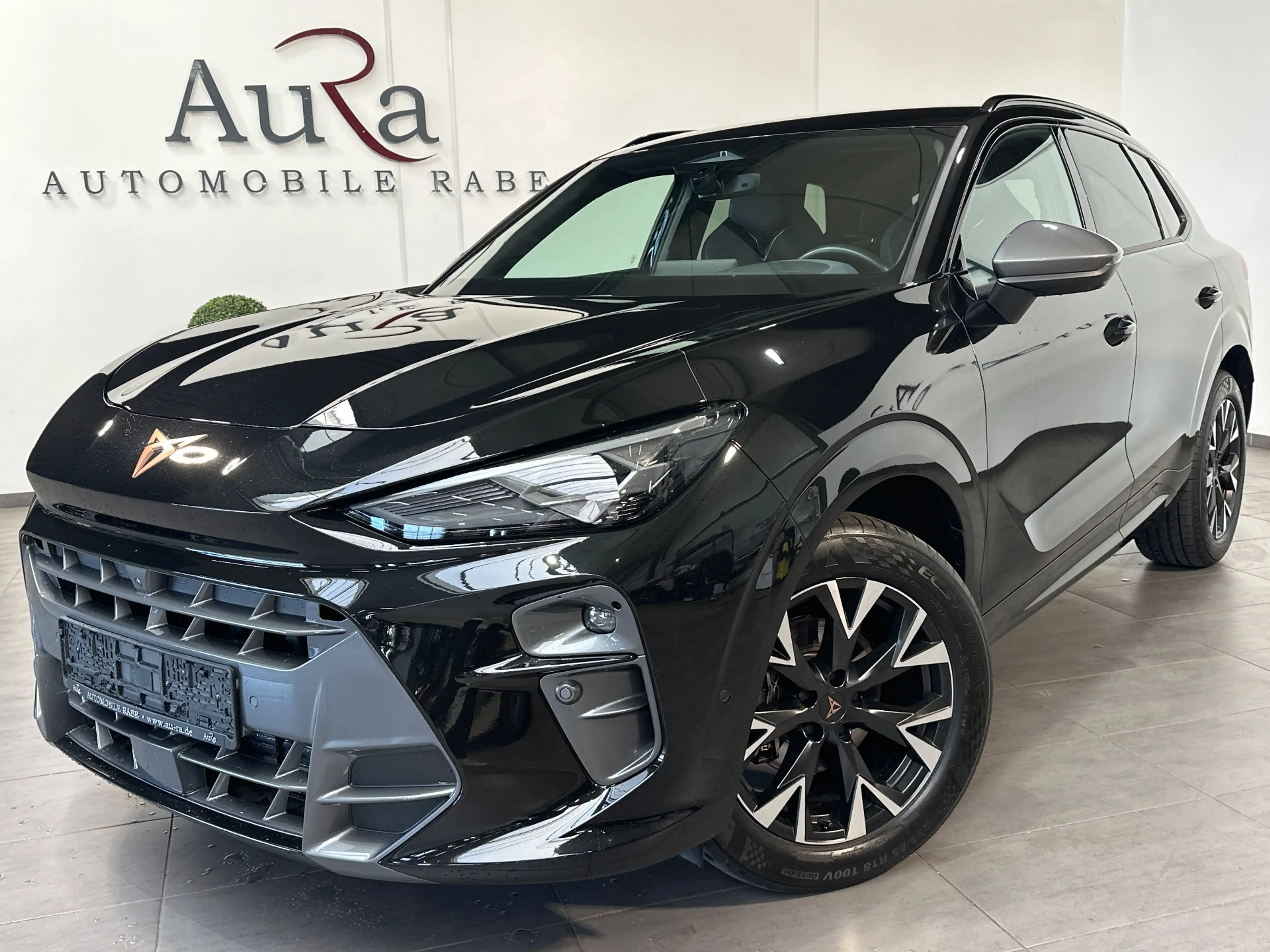 CUPRA Terramar 1.5 eTSI DSG NAV+LED+AHK+HUD+KAM+SHZ+18ZOLL+1HD