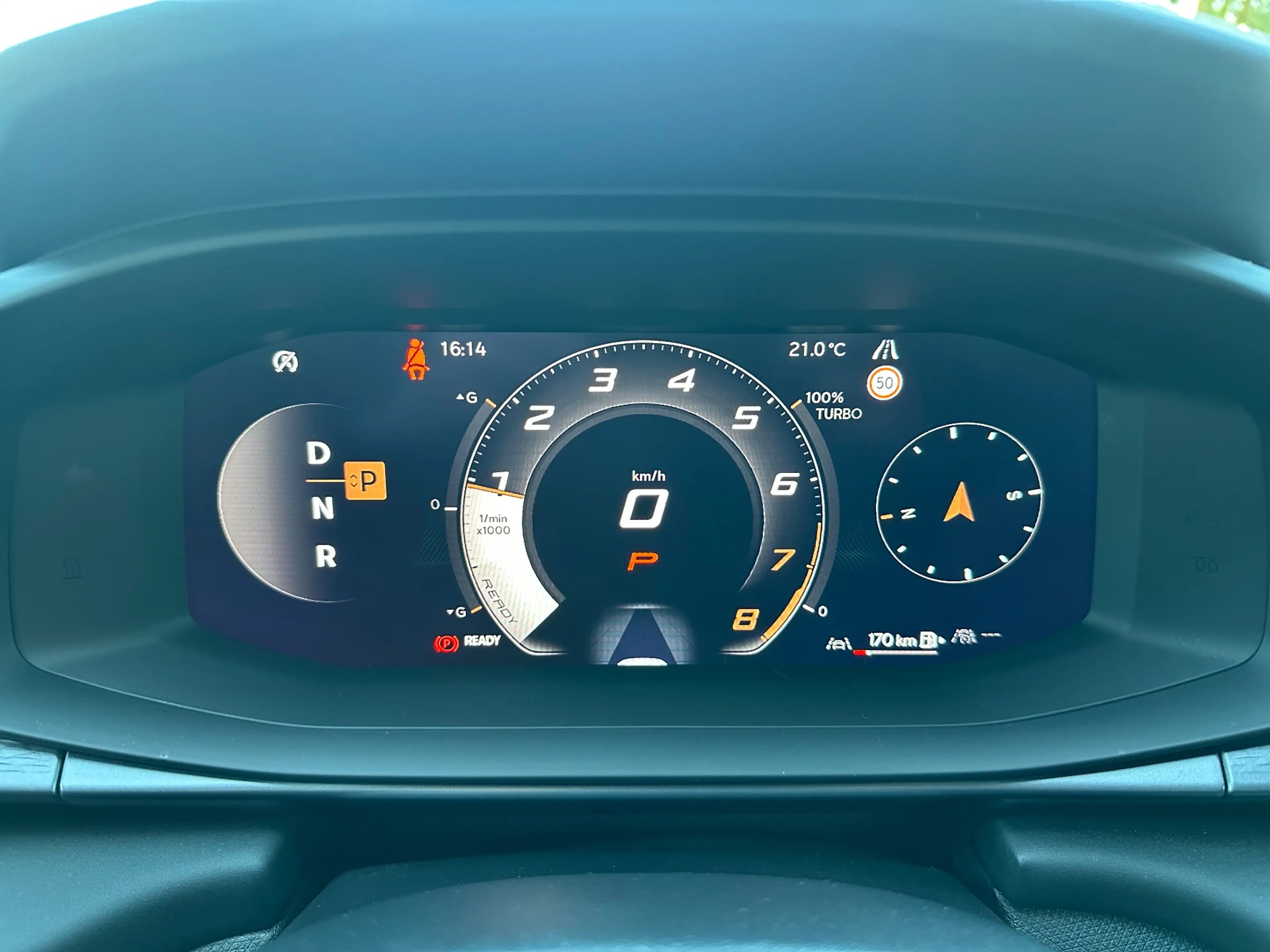 CUPRA Terramar 1.5 eTSI DSG NAV+LED+AHK+HUD+KAM+SHZ+18ZOLL+1HD — photo 17