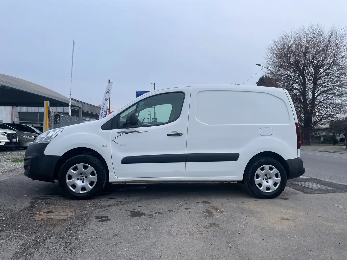 Peugeot Partner Peugeot E-Partner 3 Posti Full Elettrico + Iva Wit - 2