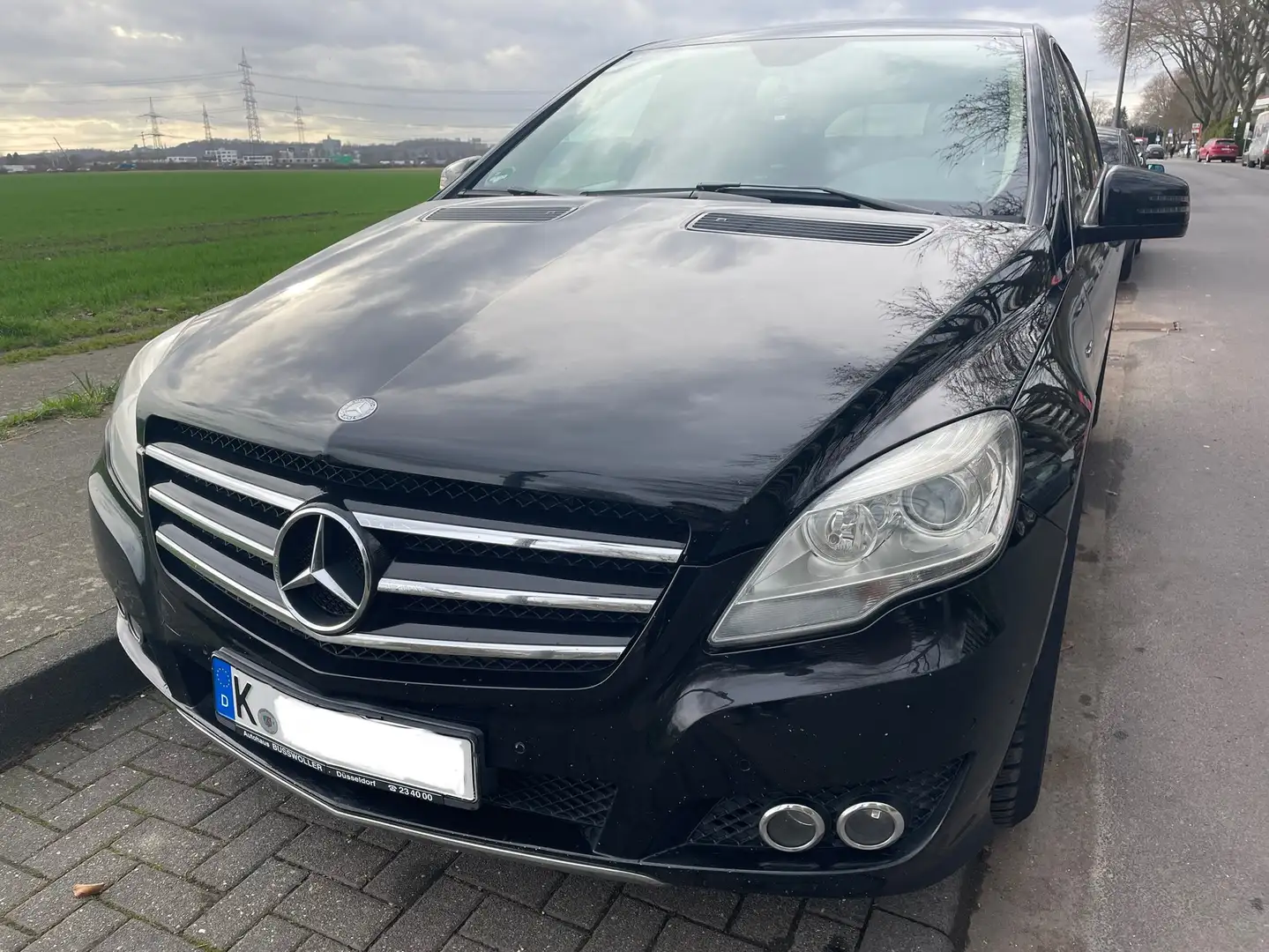 Mercedes-Benz R 300 R 300 CDI DPF BlueEFFICIENCY 7G-TRONIC crna - 1