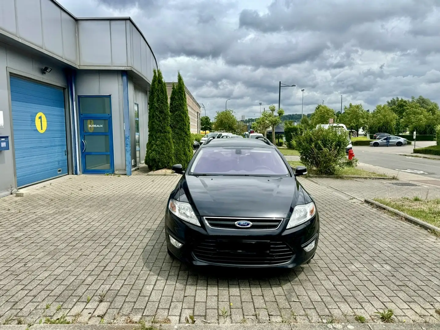 Ford Mondeo 1.6 TDCi Trend Start/Stop Zwart - 2
