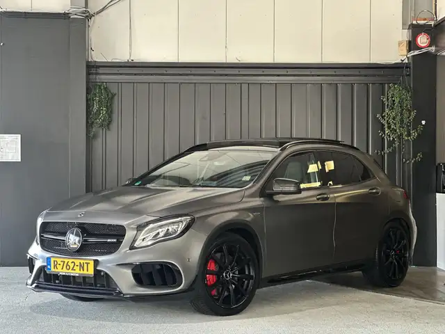 Mercedes-Benz GLA 45 AMG 4MATIC Business | Panoramadak | kuipstoelen | Carp