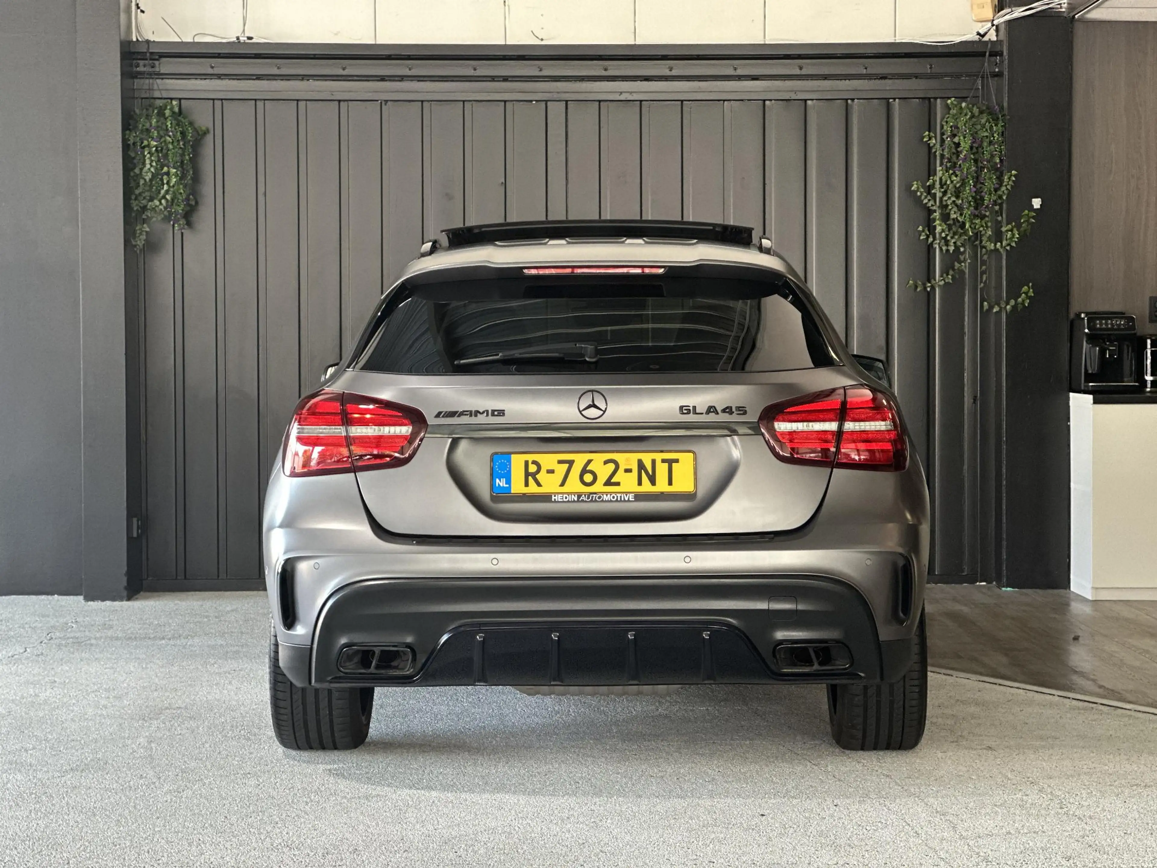 Mercedes-Benz GLA 45 AMG 4MATIC Business | Panoramadak | kuipstoelen | Carp — photo 5