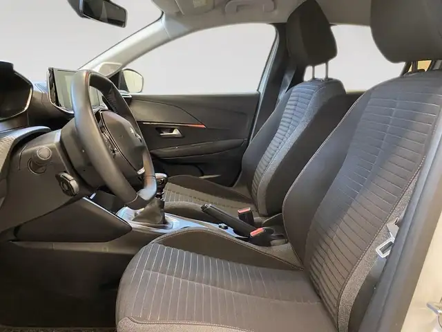 Peugeot 208 view 7