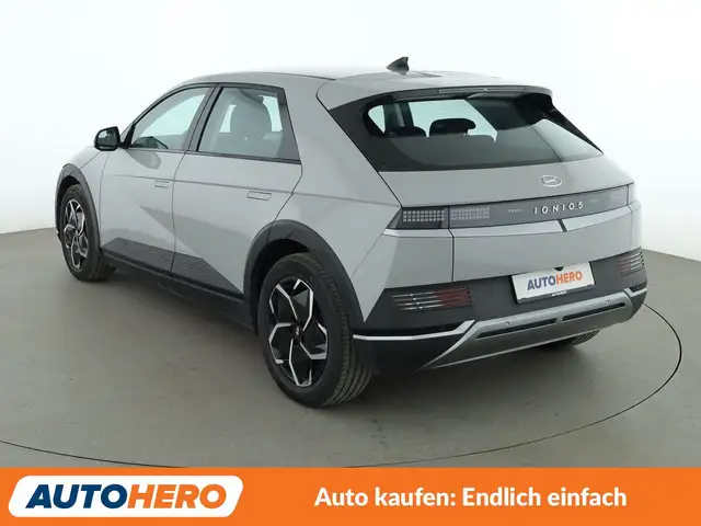 Hyundai Ioniq 5 view 4