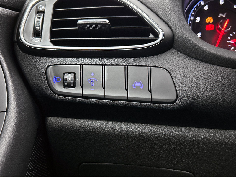 Hyundai i30 2.0 T-GDI N2 Performance 280PK | Schuif-/kanteldak — photo 31