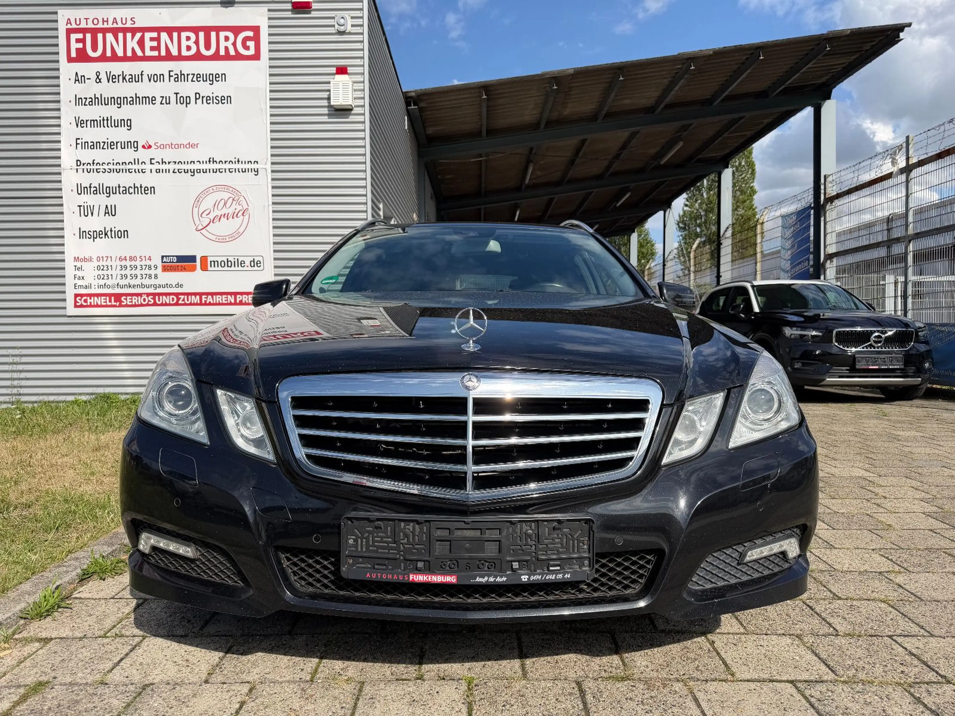 Mercedes-Benz E 350 CGI BlueEff. AUT/NAVI/LEDER/XENON/STHZ/PDC