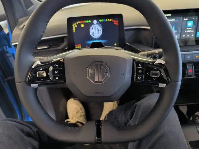 MG MG3 view 13