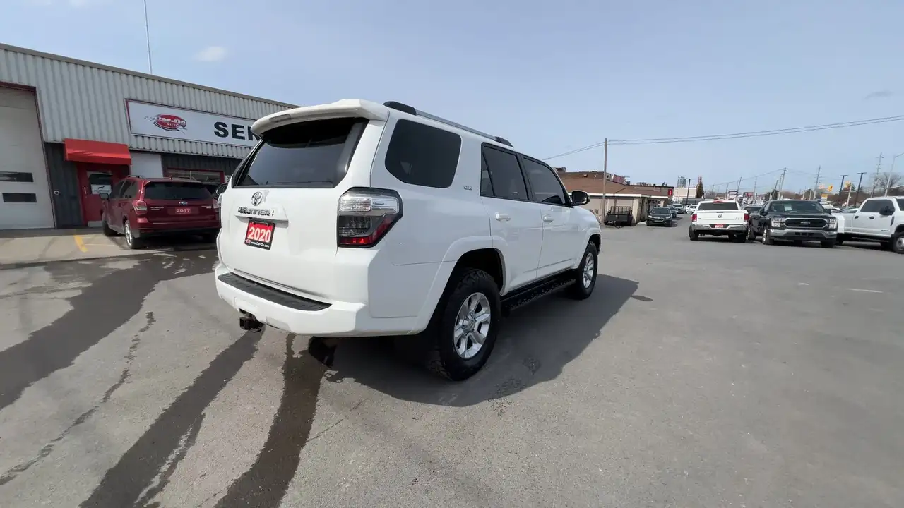 Toyota 4-Runner снимка Toyota 4-Runner