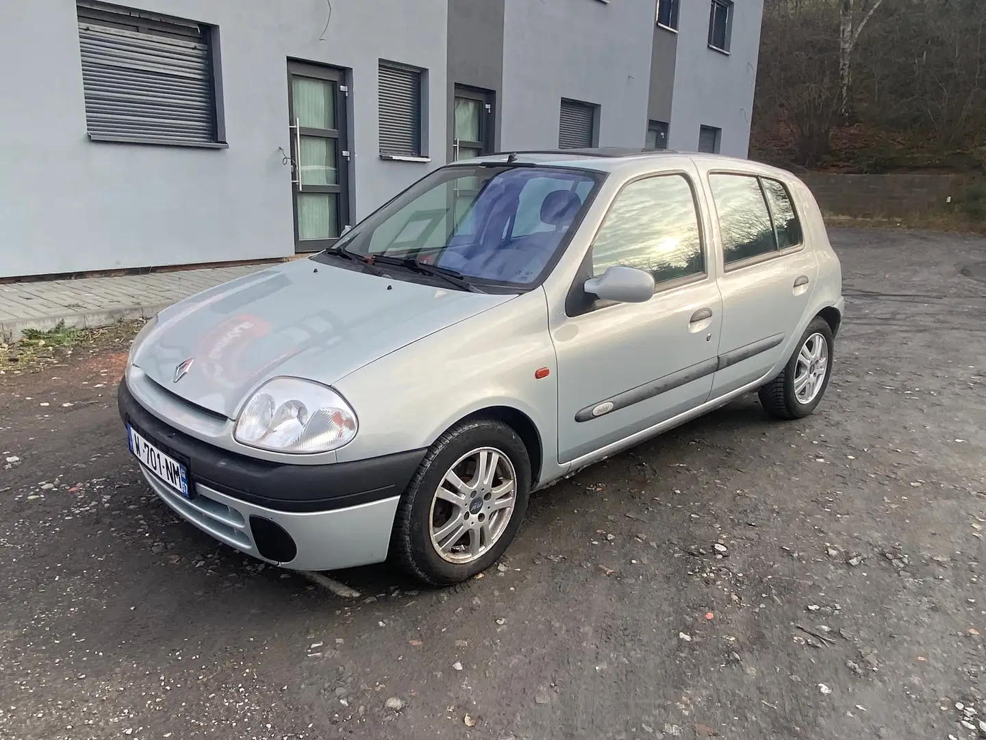 Renault Clio Clio 1.6i Initiale PARIS Argent - 2