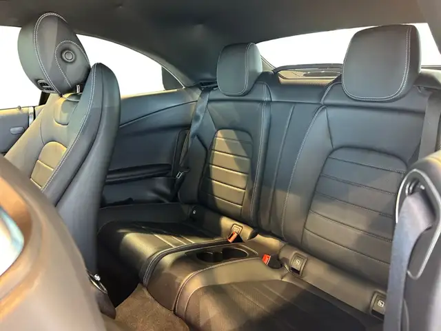 Mercedes-Benz C-Class view 11