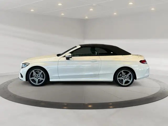 Mercedes-Benz C-Class view 5