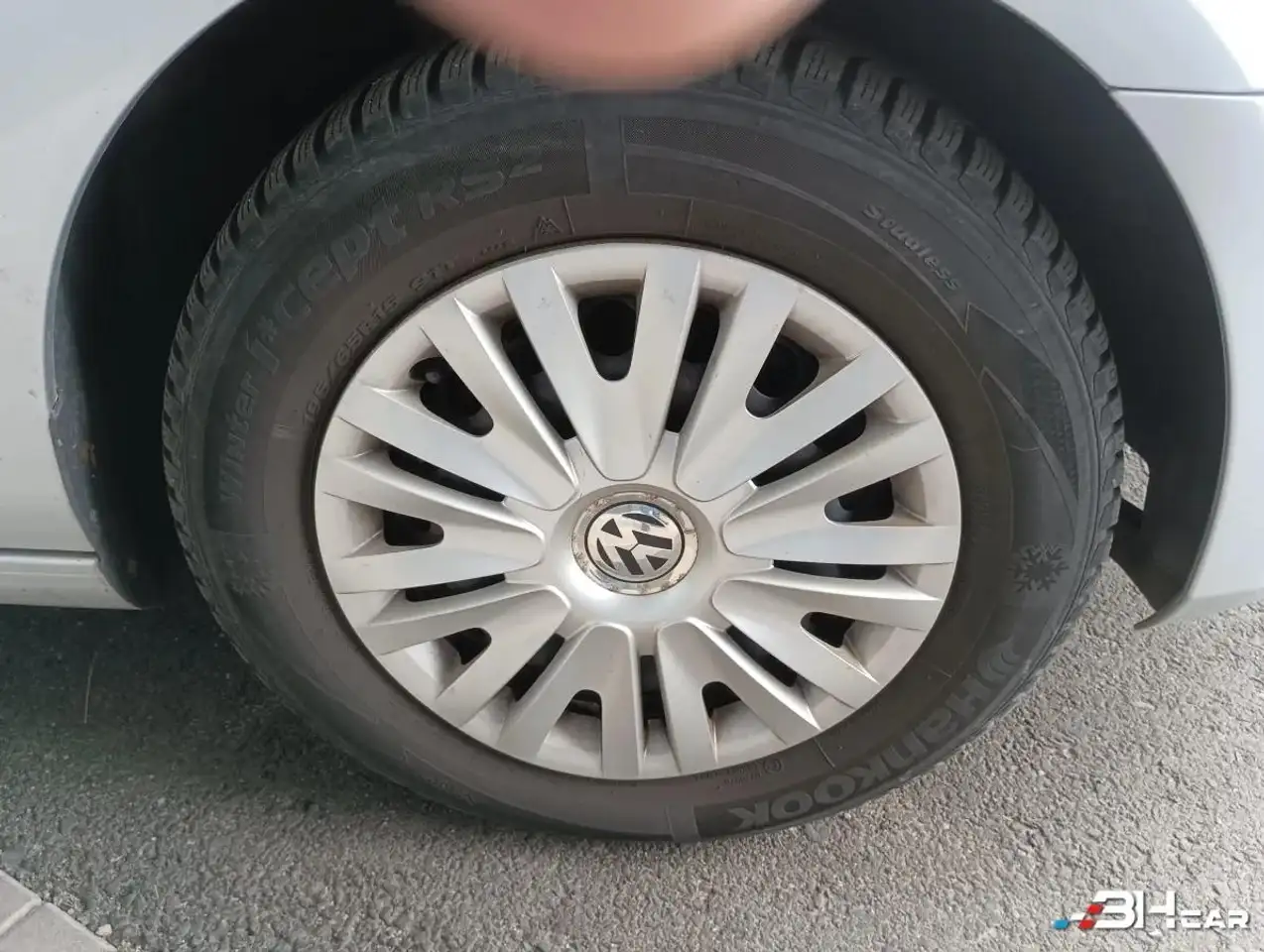 Volkswagen Golf Standard Model — photo 12
