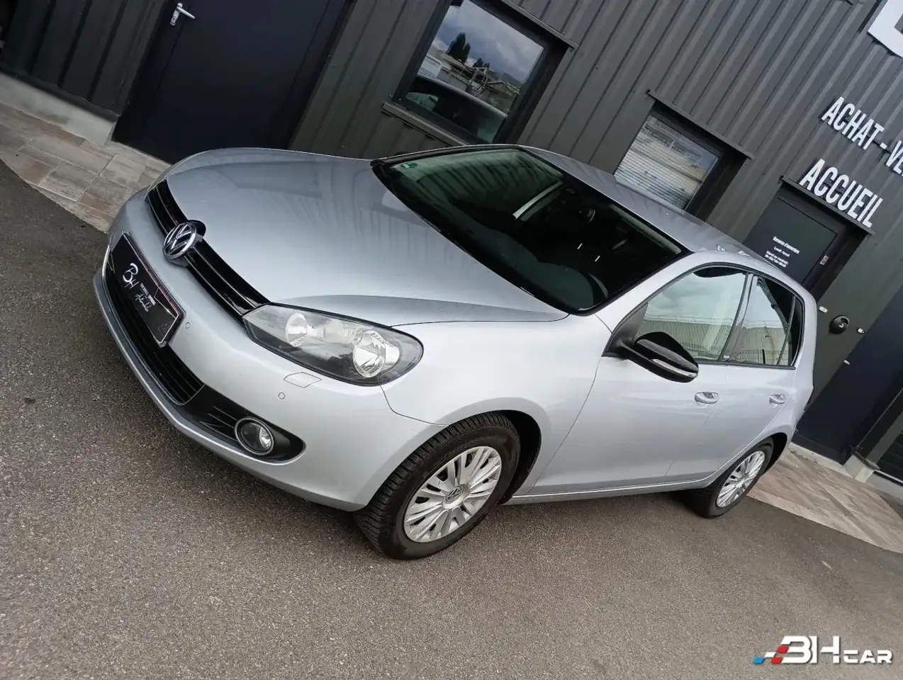 Volkswagen Golf Standard Model — photo 9