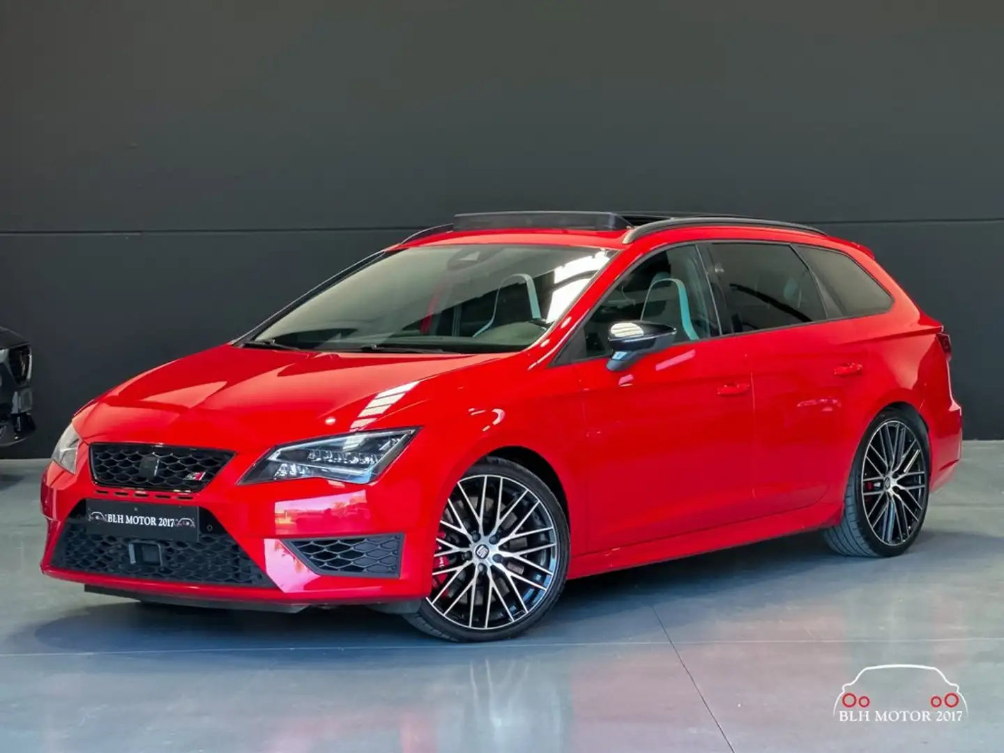 SEAT Leon ST 2.0 TSI 290cv DSG-6 St&Sp CUPRA Rosso - 1