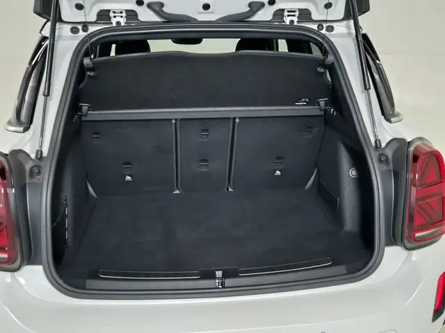 Mini Cooper Cooper view 14