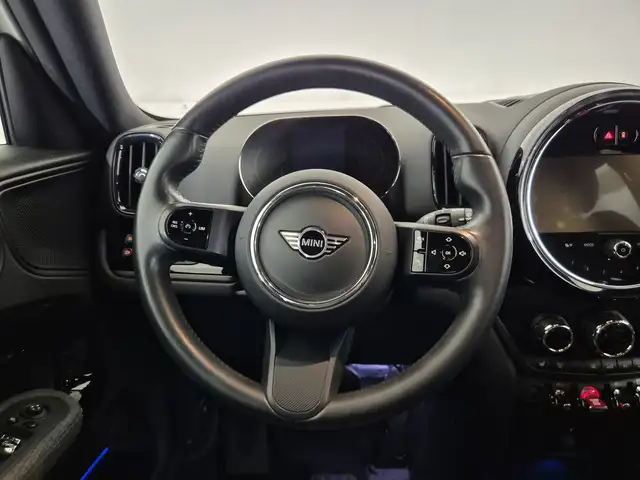 Mini Cooper Cooper view 10