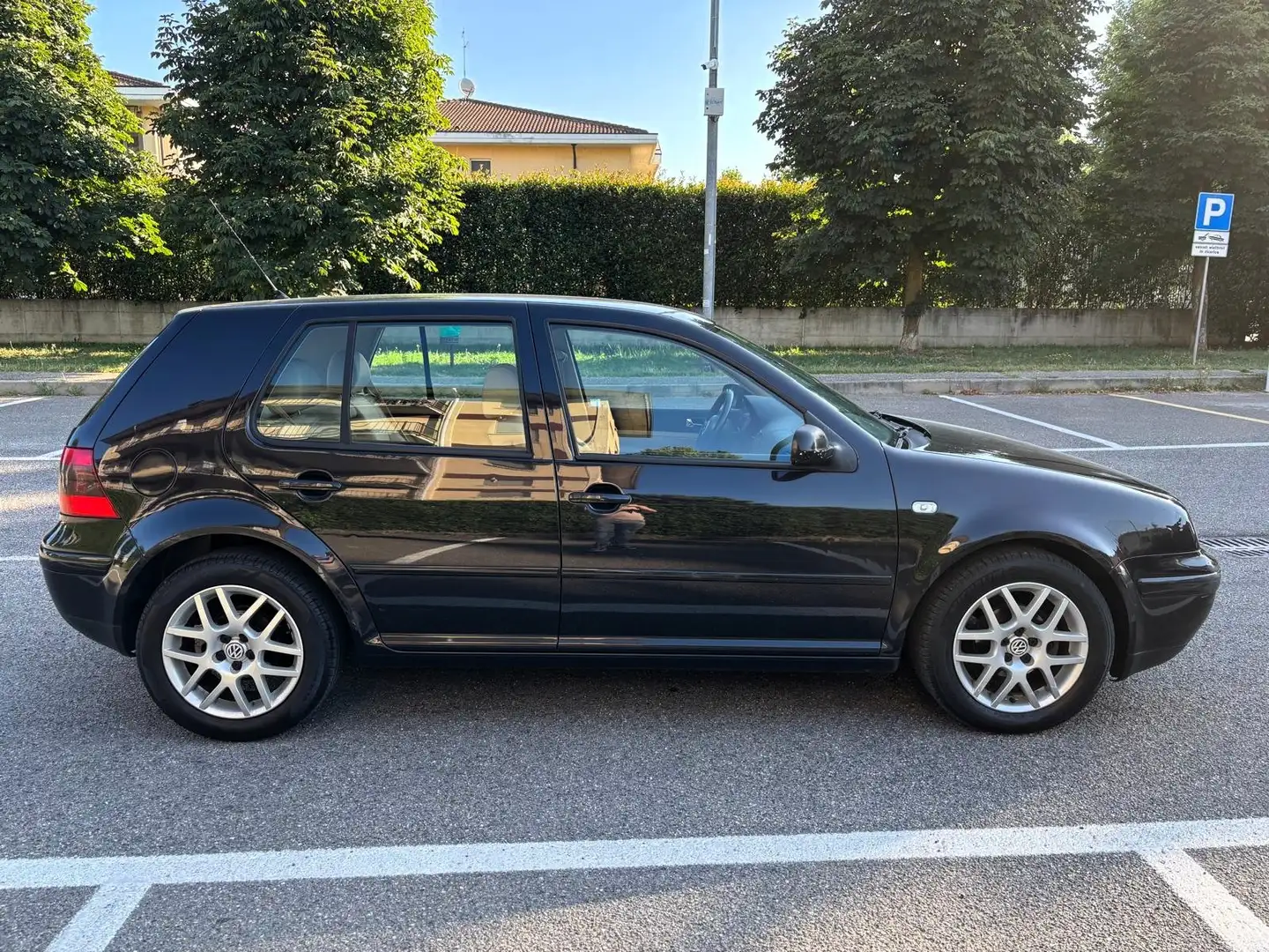 Volkswagen Golf 1.6 16V Aut. ASI Highline Nero - 1
