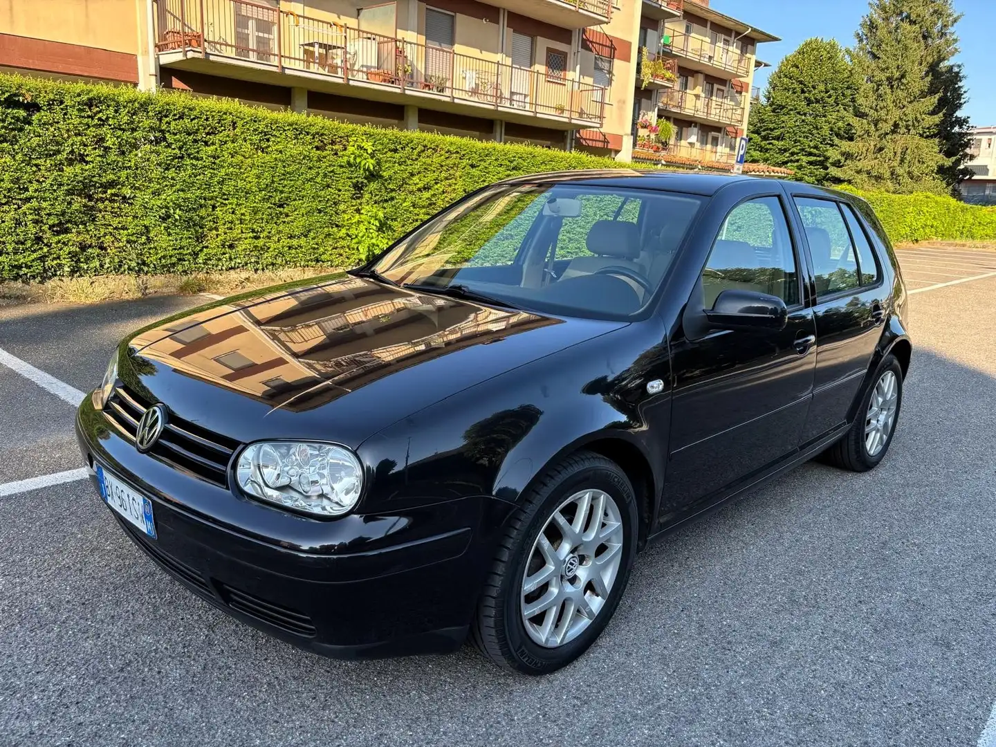 Volkswagen Golf 1.6 16V Aut. ASI Highline Nero - 2