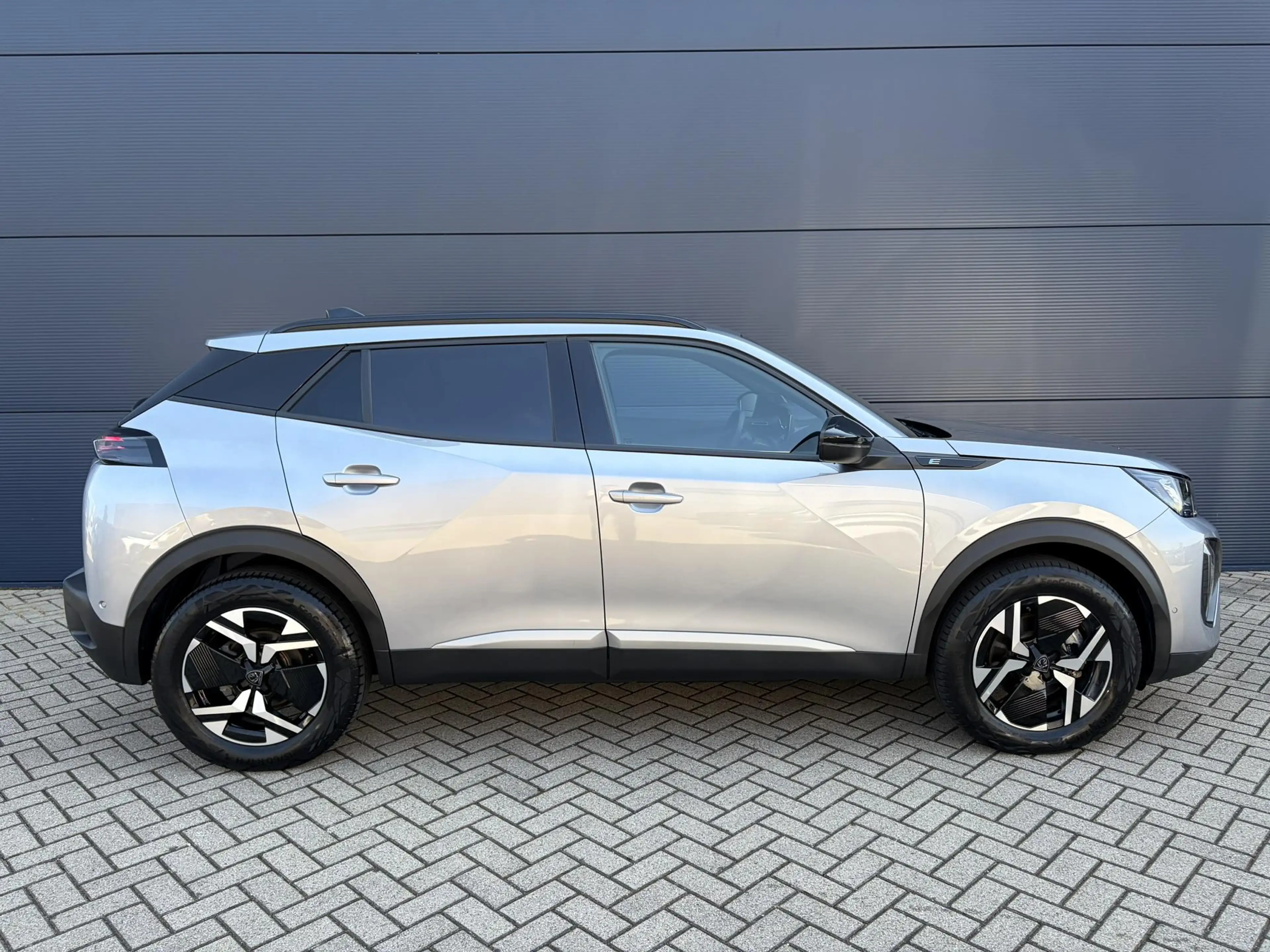 Peugeot e-2008 EV Allure Avantage 54 kWh 156pk | SoH 98% | Naviga — photo 9