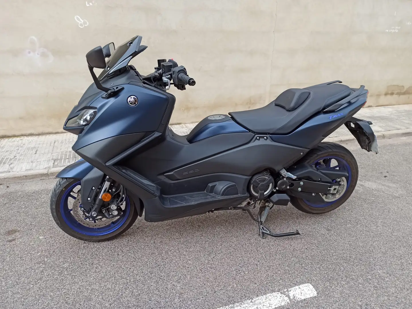 Yamaha TMAX 560 Azul - 2