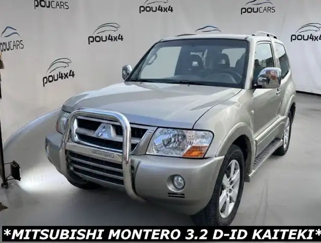 Mitsubishi Montero 3.2DI-D Intense Kaiteki Aut.